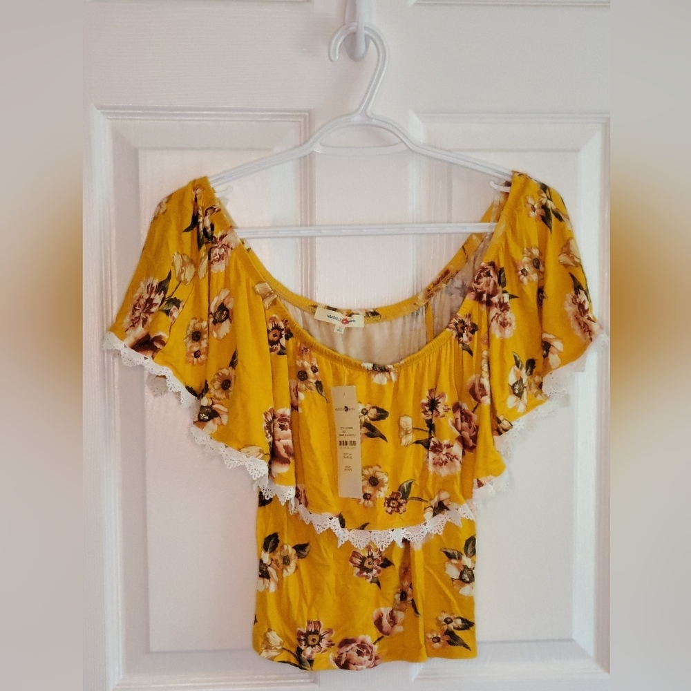 Wishful Park floral shirt